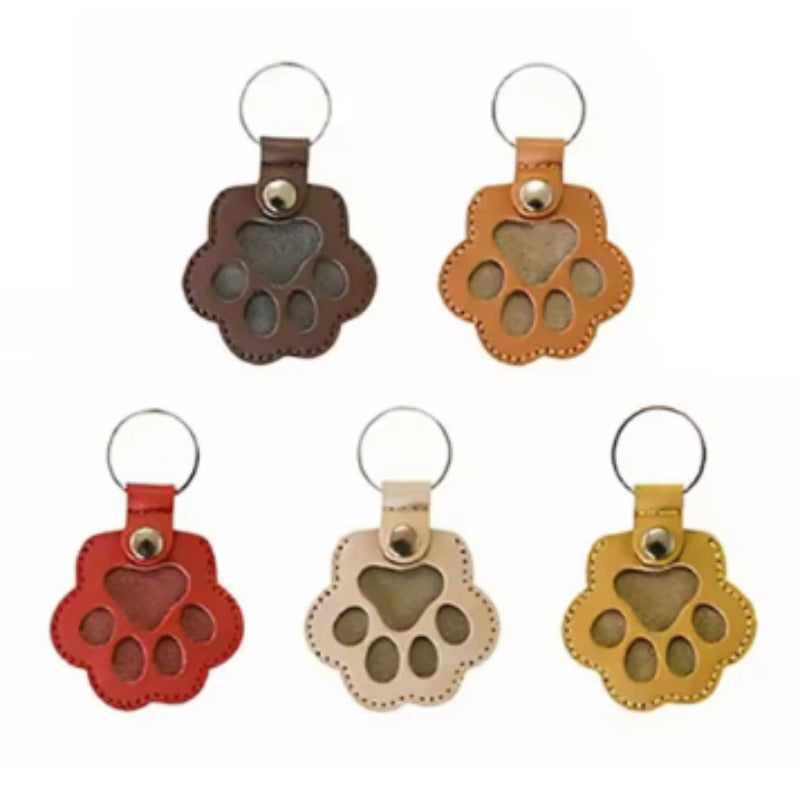 Dog and Cat Hair Storage Keychain