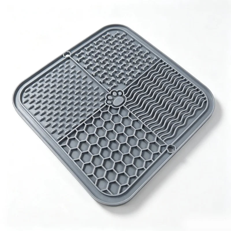 Pet Slow Feeder Licking Mat Food Grade Silicone Strong Suction Cup