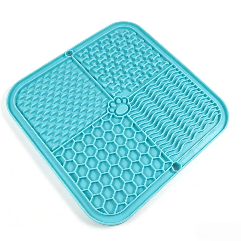 Pet Slow Feeder Licking Mat Food Grade Silicone Strong Suction Cup