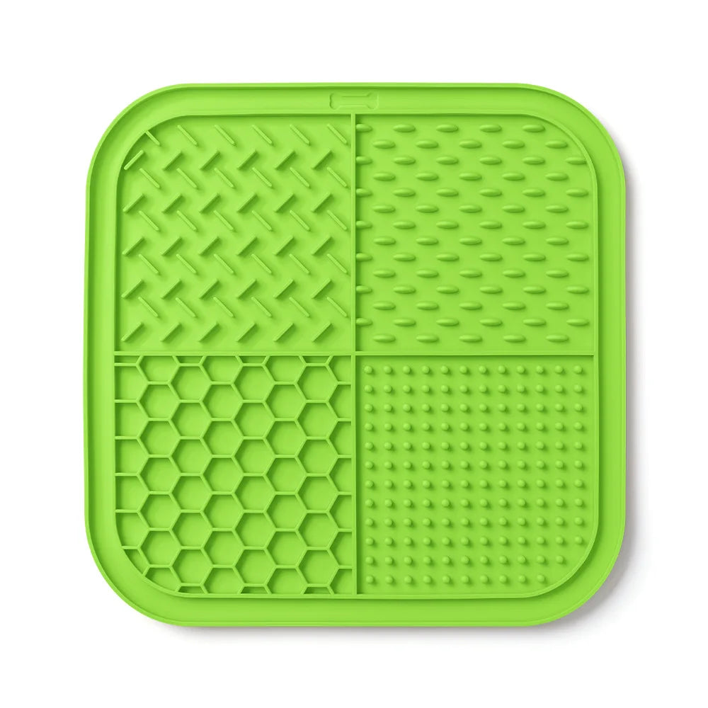 New Pet Silicone Licking Mat Slow Food Maker with Powerful Suction