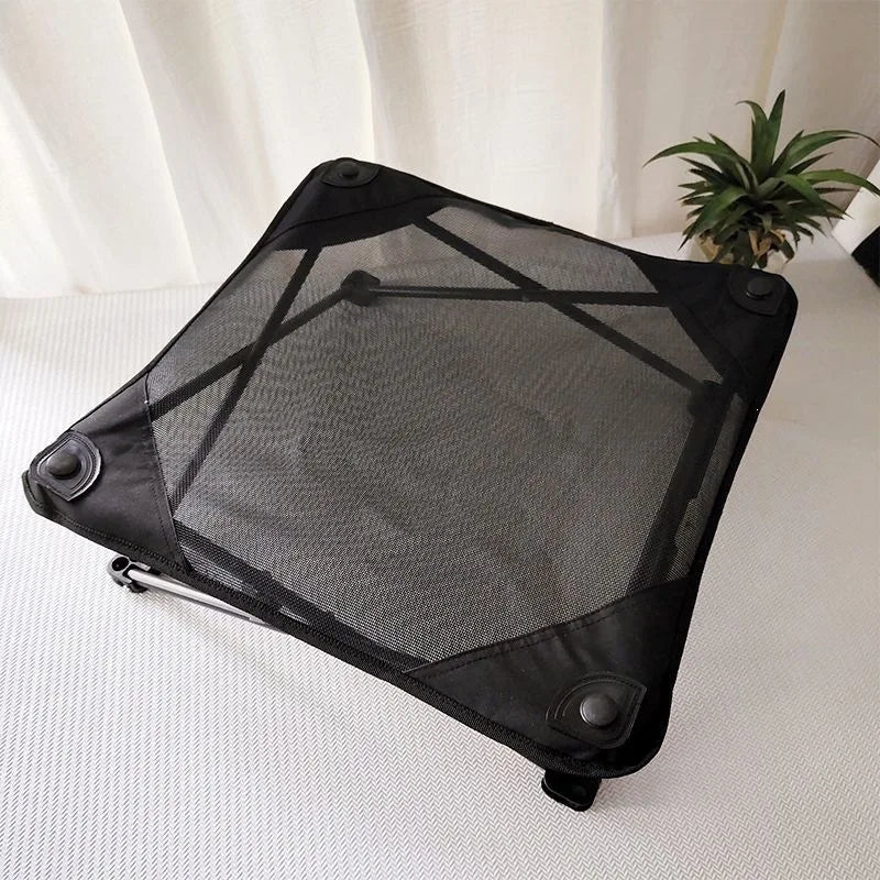 Outdoor Folding Pet Bed Raised Dog Bed for Cats and Dogs Portable