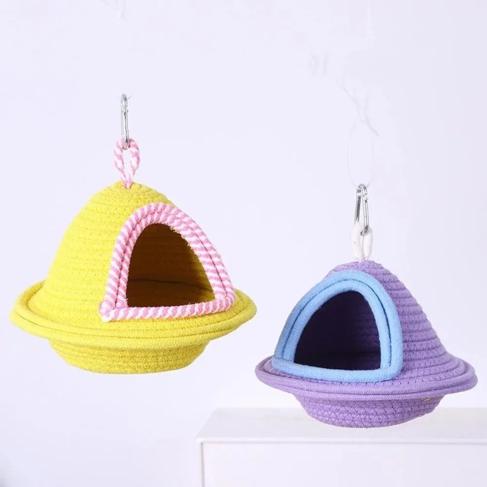 Warm Sleep Bird Cage Nest Handmade Weave Windproof Bird Hanging