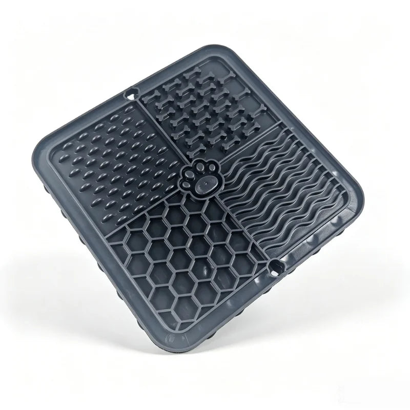 Pet Slow Feeder Licking Mat Food Grade Silicone Strong Suction Cup